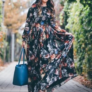 ❤️… Shabby Apple Floral Maxi Dress